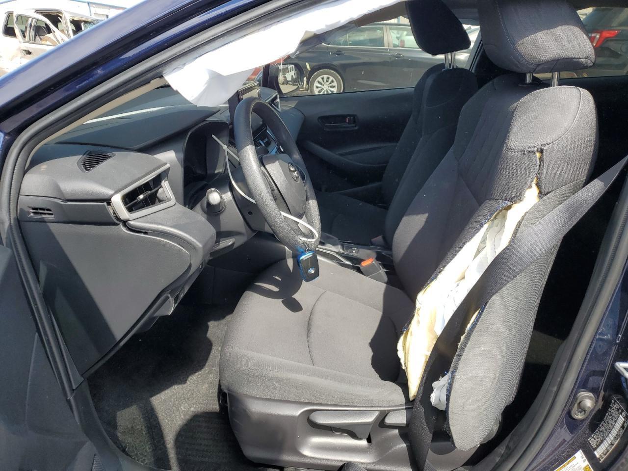 2022 TOYOTA COROLLA LE - Фото 7