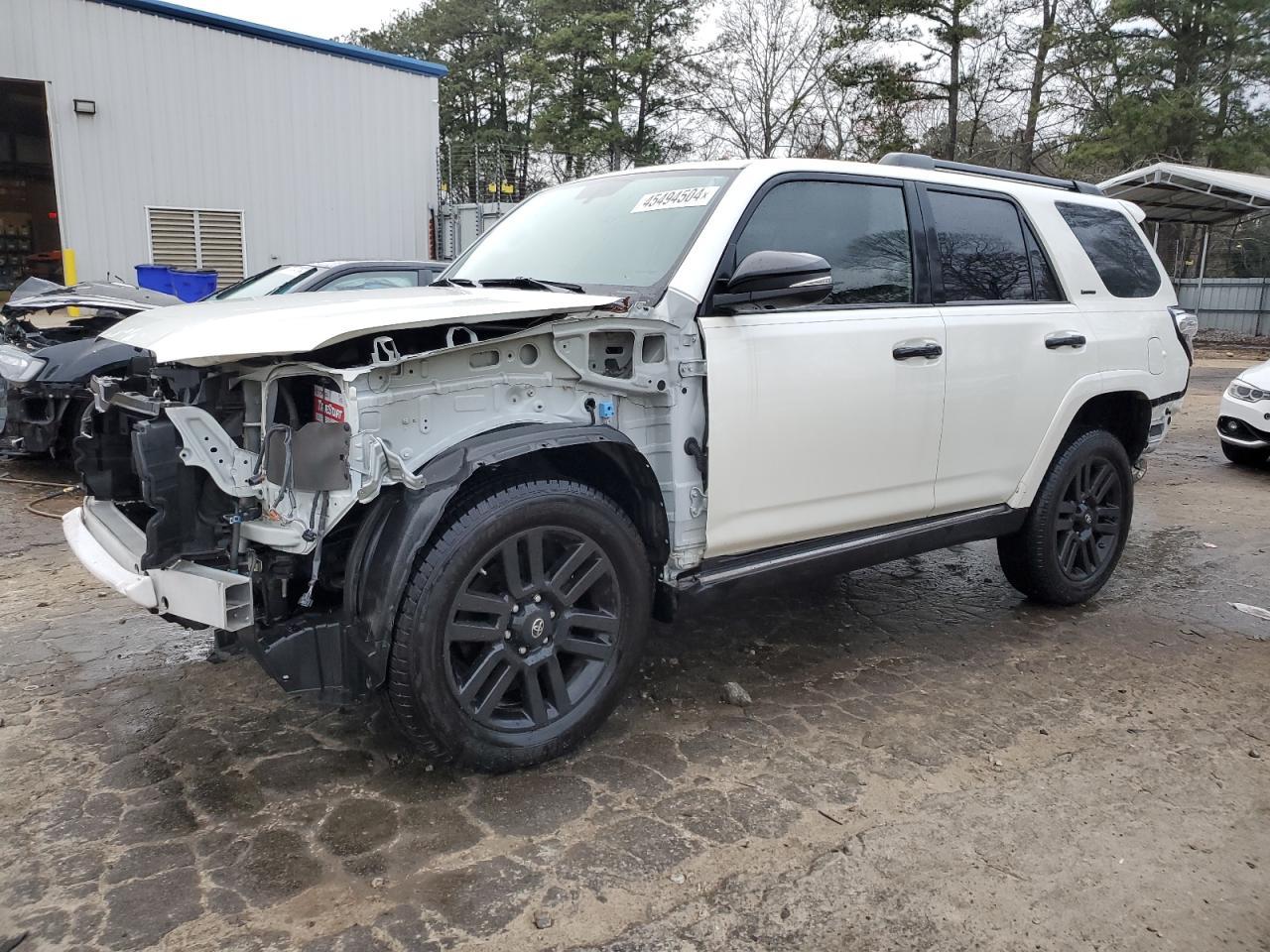 2019 TOYOTA 4RUNNER SR