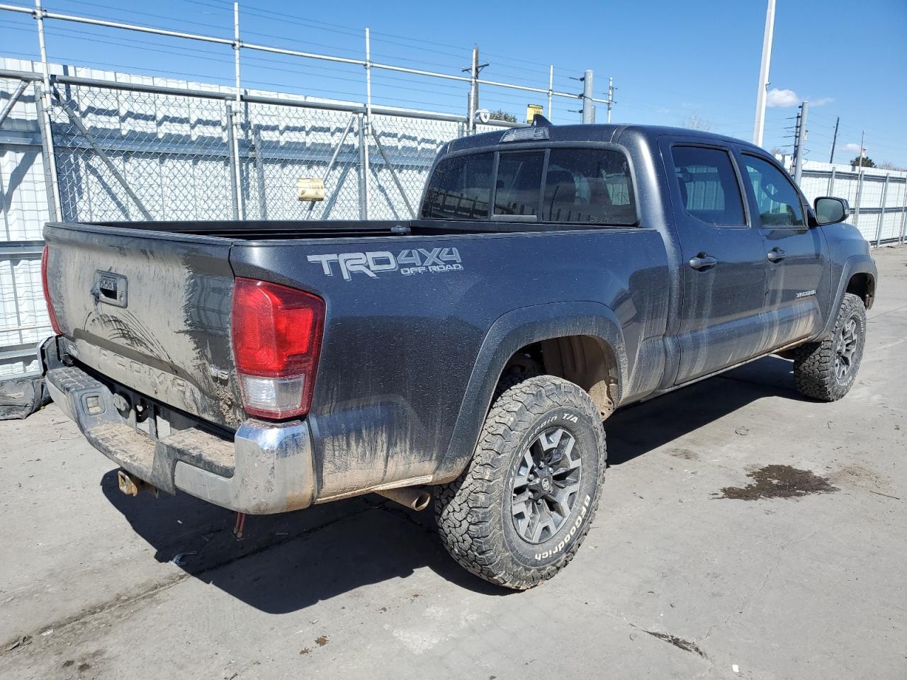 2016 TOYOTA TACOMA DOU - Фото 3