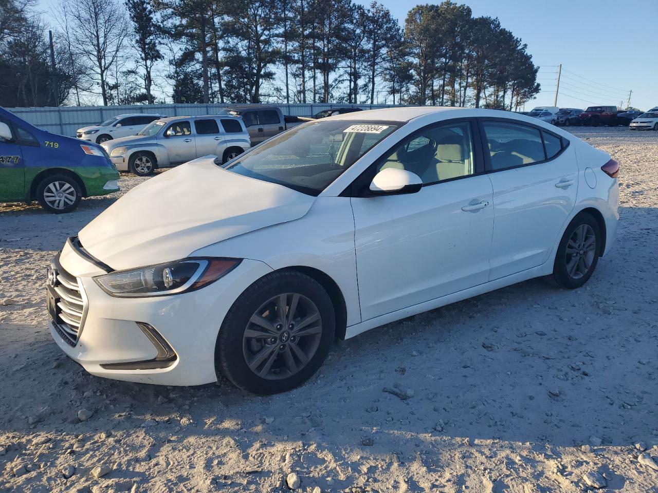2017 HYUNDAI ELANTRA SE
