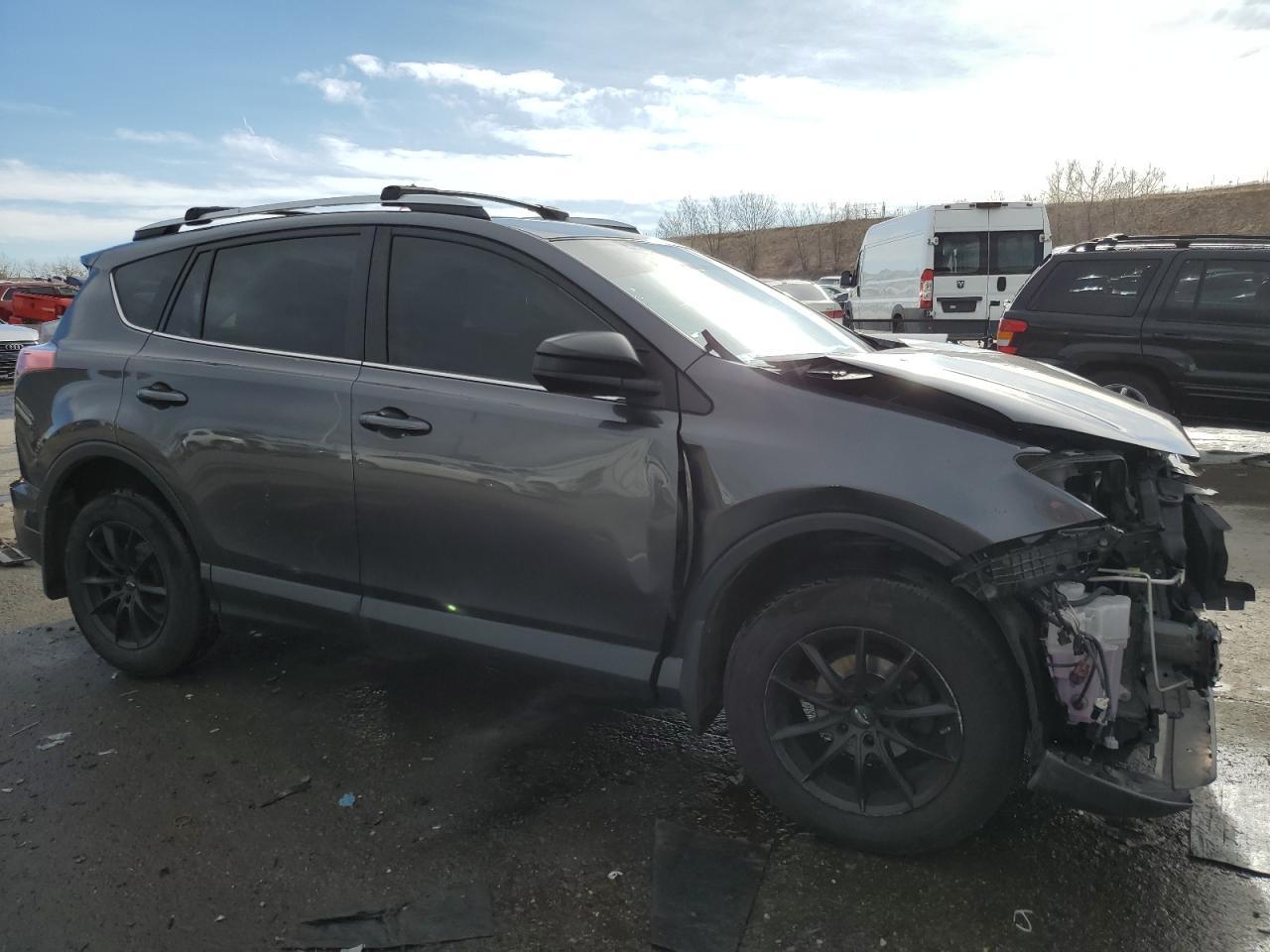 2016 TOYOTA RAV4 LE - Фото 4