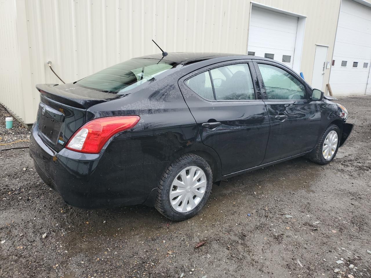 2016 NISSAN VERSA S - Image 3