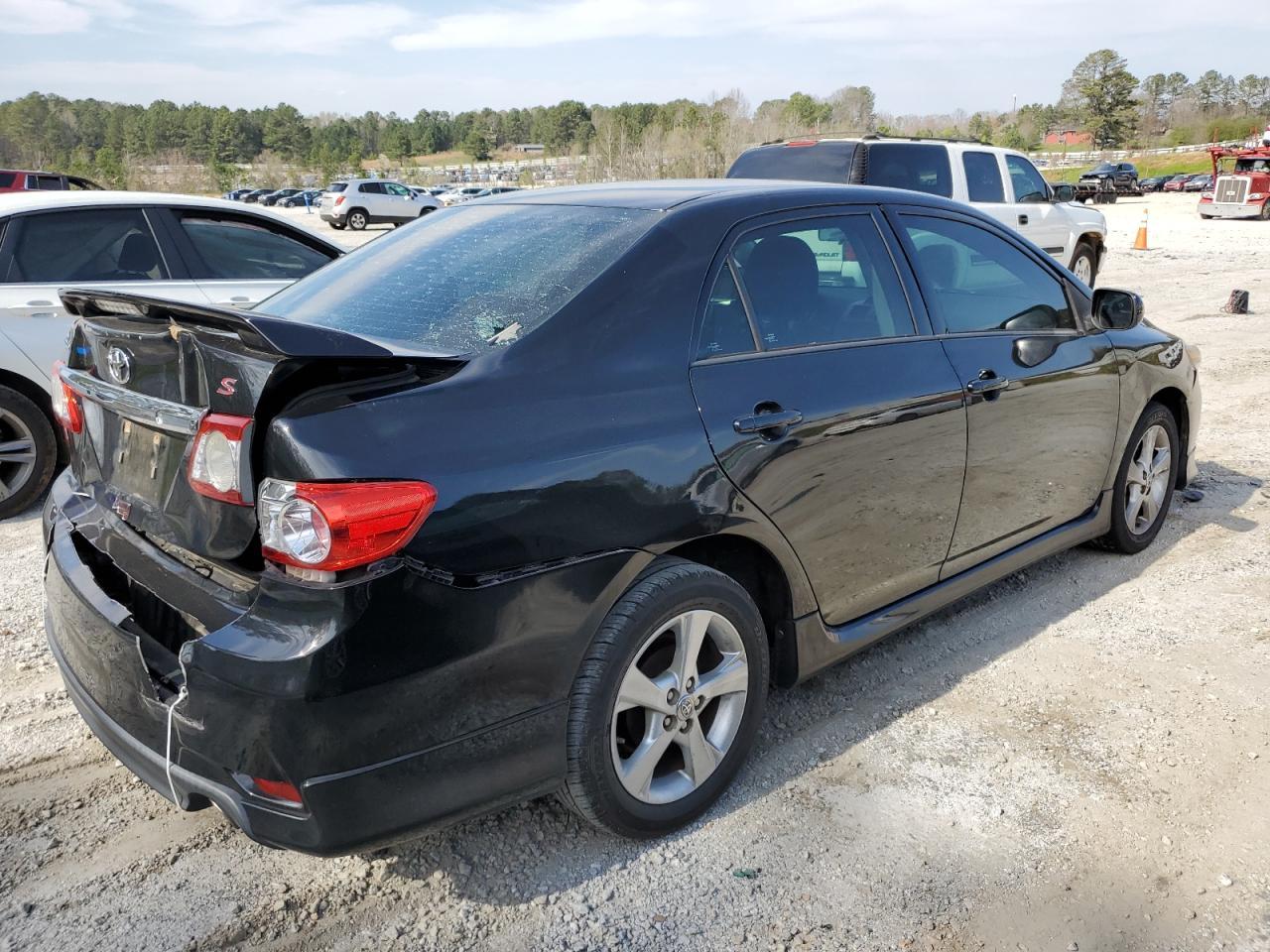 2013 TOYOTA COROLLA BA - Фото 3