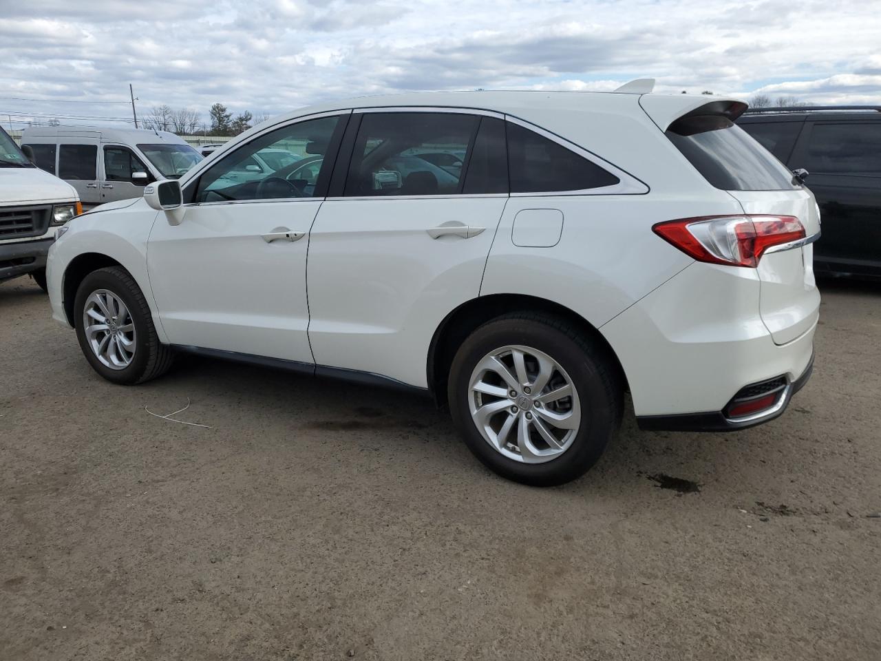 2017 ACURA RDX TECHNO - Image 2
