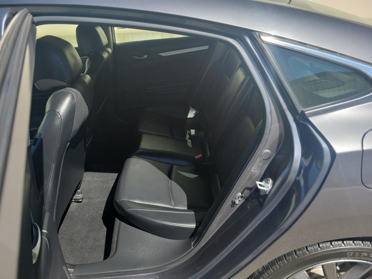 2019 HONDA CIVIC EXL - Image 6