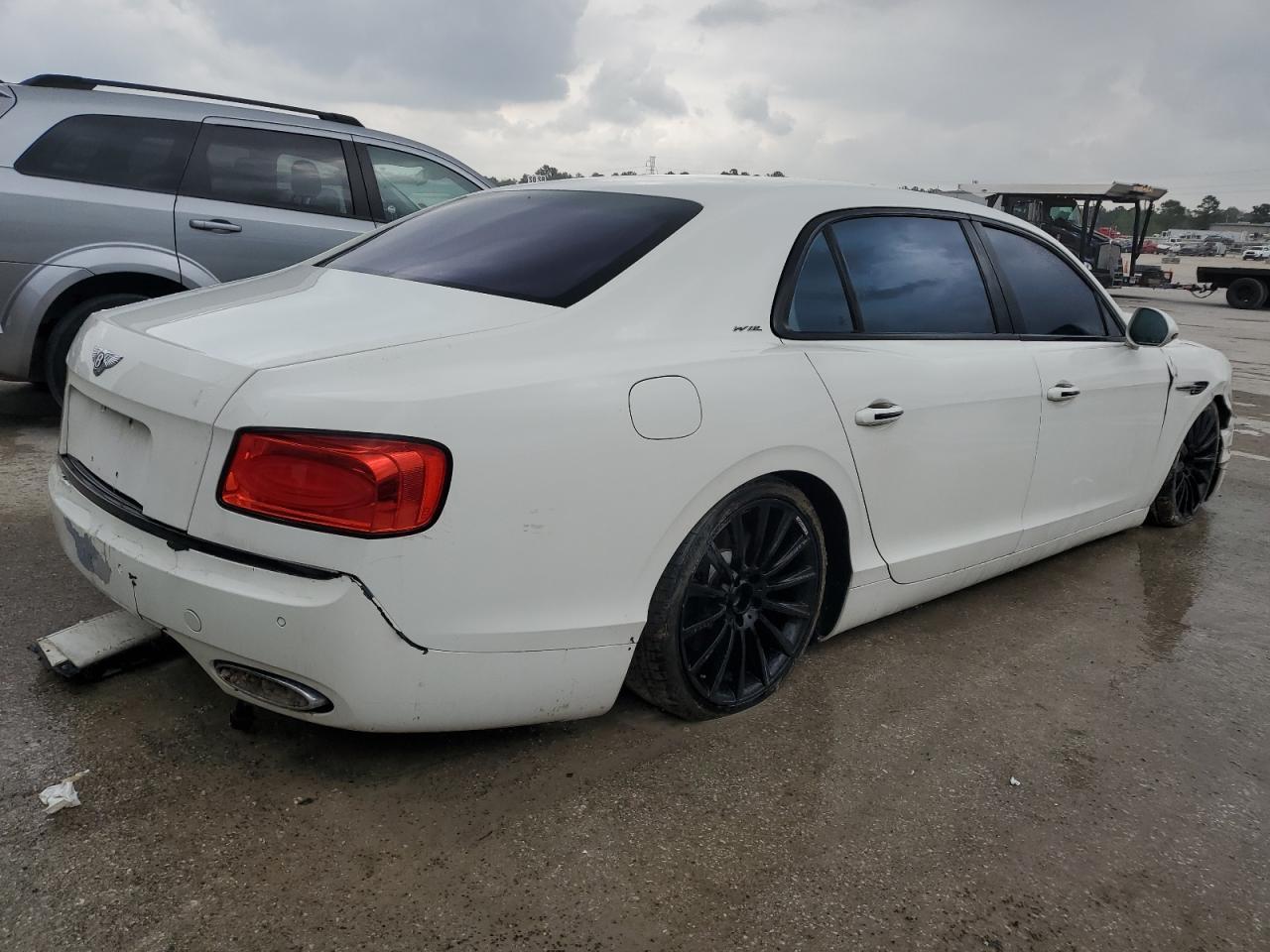 2014 BENTLEY FLYING SPU - Фото 3