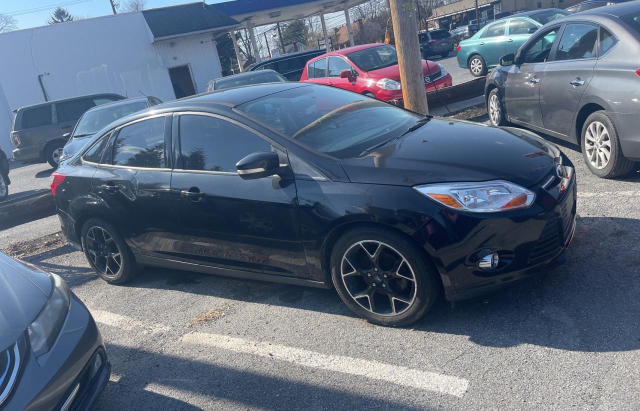 2013 FORD FOCUS SE car image