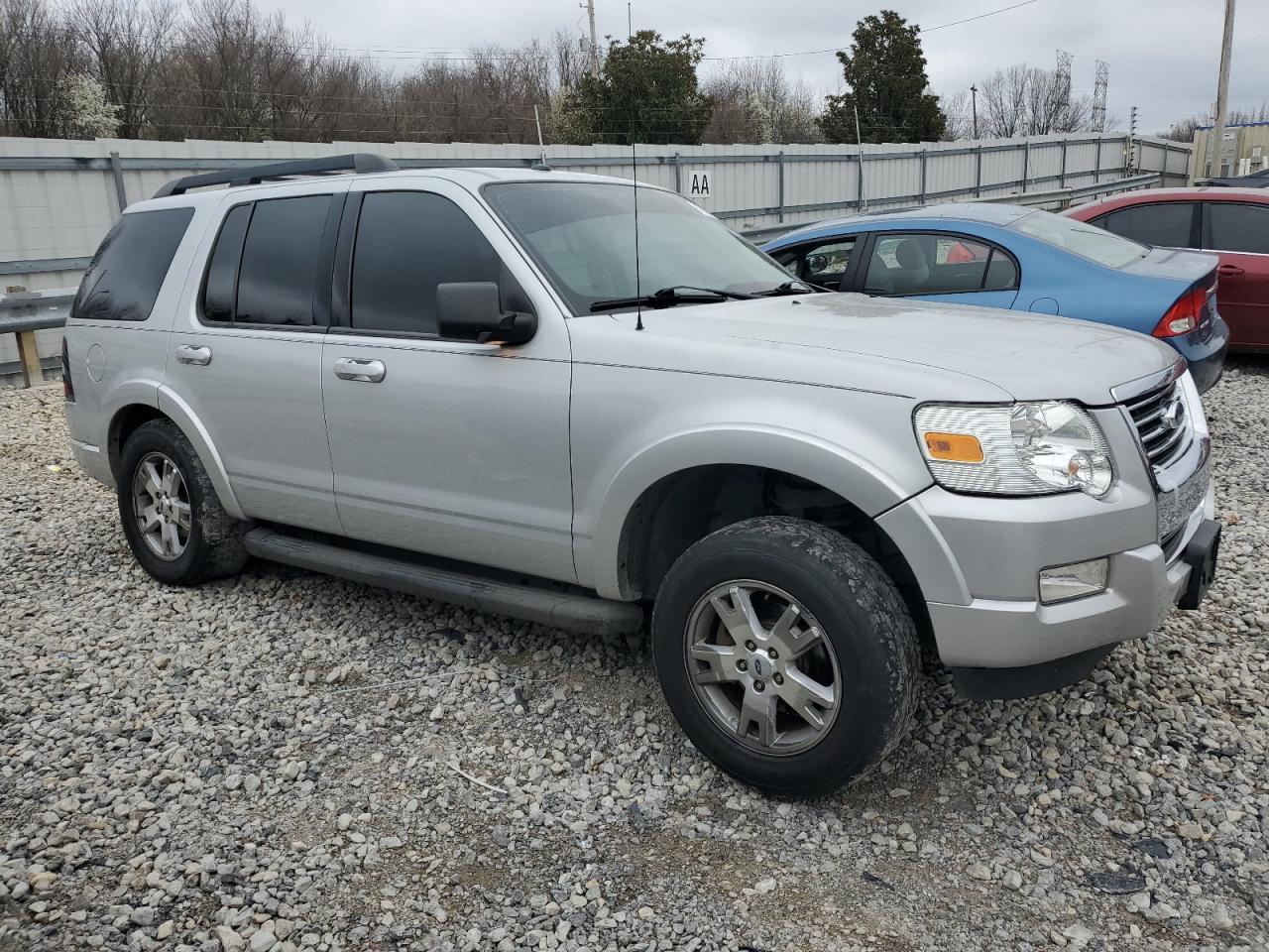2010 FORD EXPLORER X - Фото 4