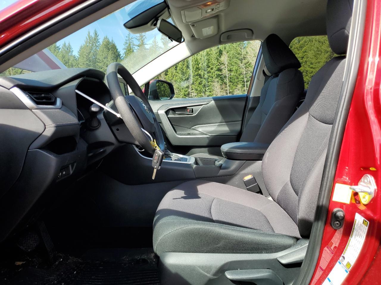 2021 TOYOTA RAV4 LE - Image 7