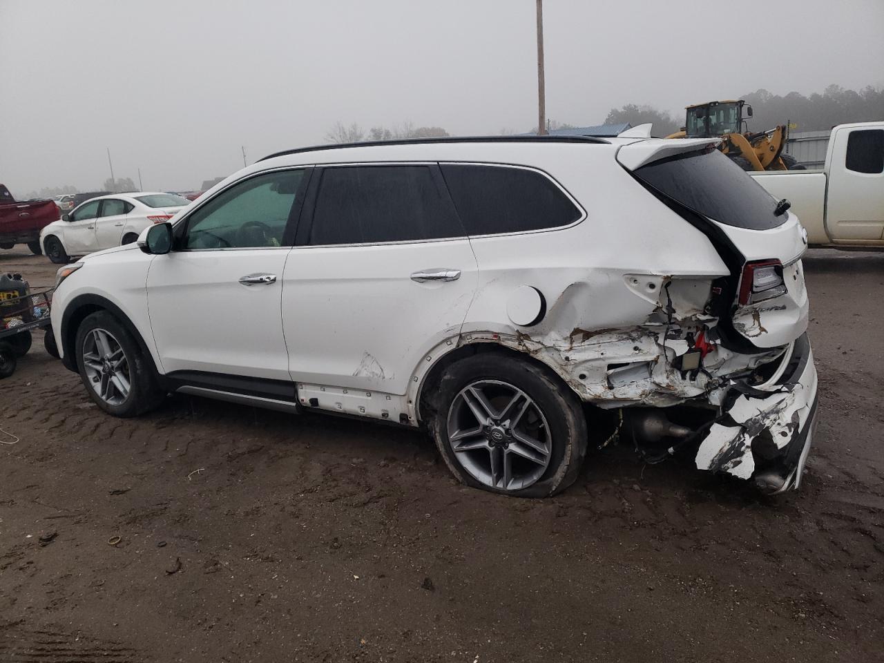 2017 HYUNDAI SANTA FE S - Image 2