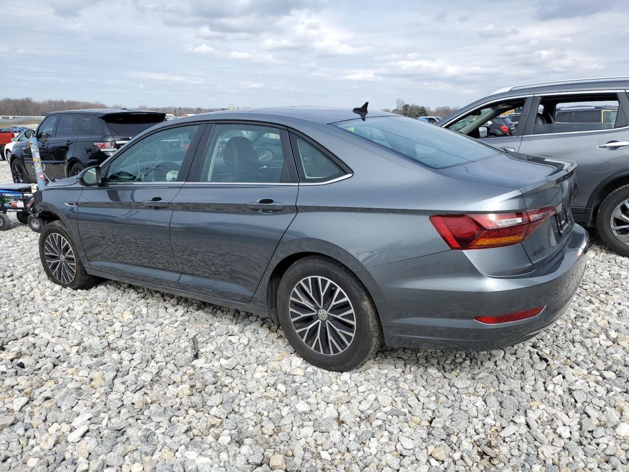 2019 VOLKSWAGEN JETTA SEL - Фото 2