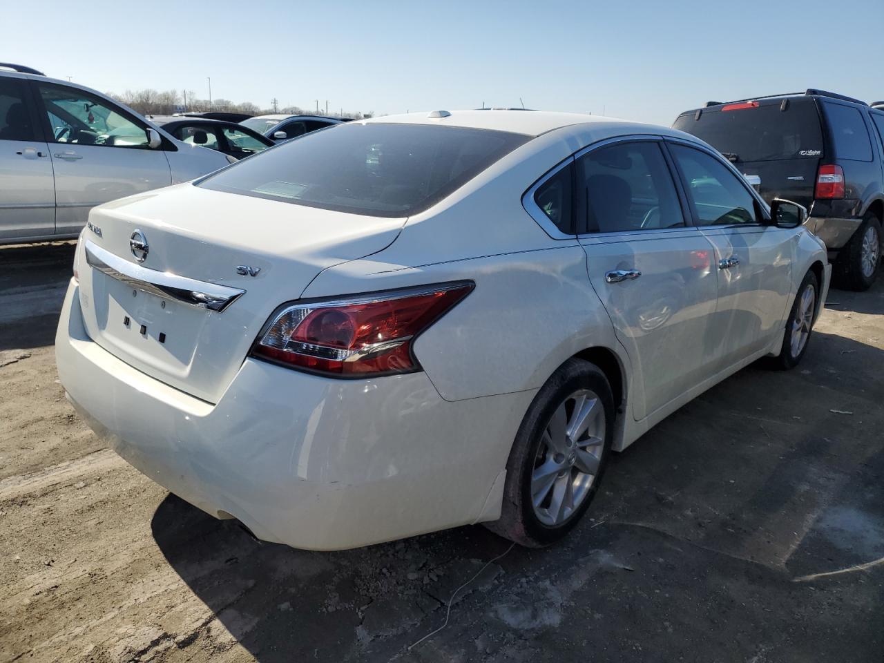 2015 NISSAN ALTIMA 2.5 - Фото 3