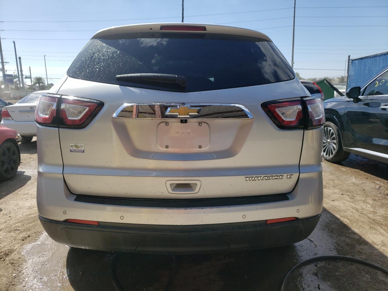 2015 CHEVROLET TRAVERSE L - Image 6