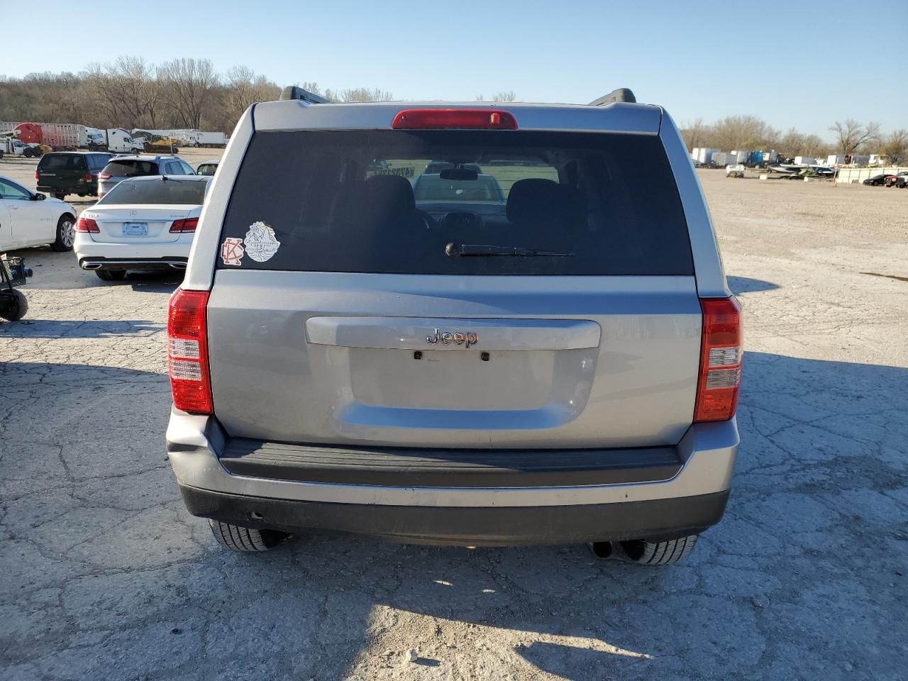 2014 JEEP PATRIOT SP - Фото 6