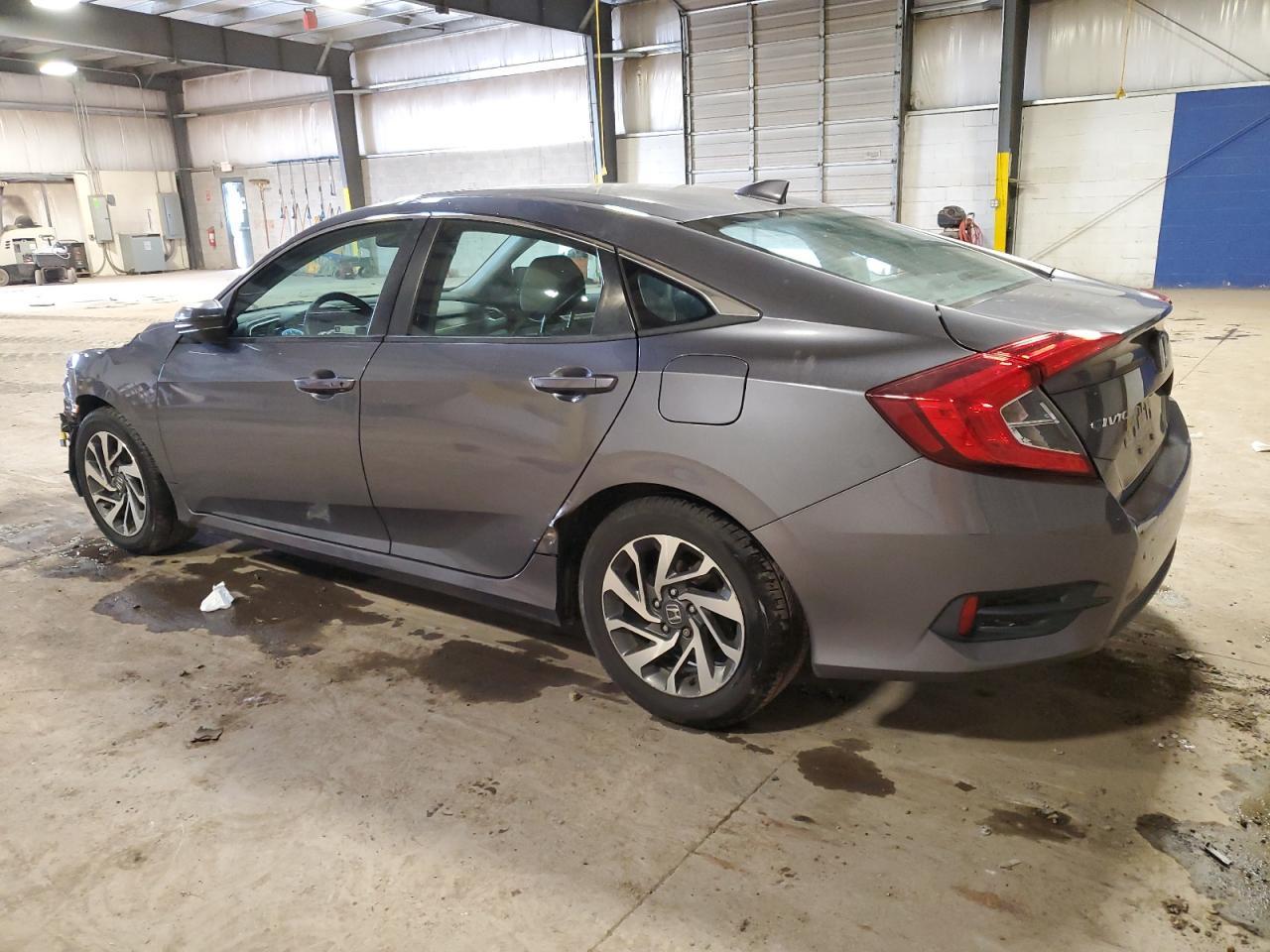 2018 HONDA CIVIC EX - Image 2