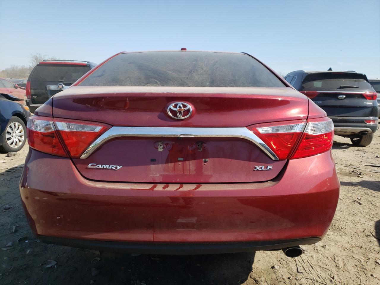 2017 TOYOTA CAMRY LE - Фото 6