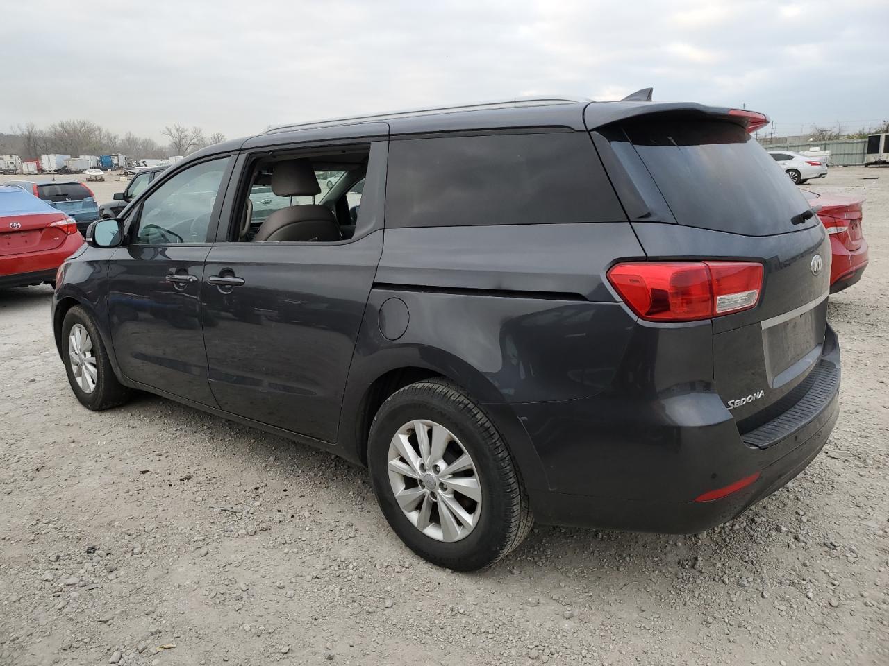 2016 KIA SEDONA LX - Image 2