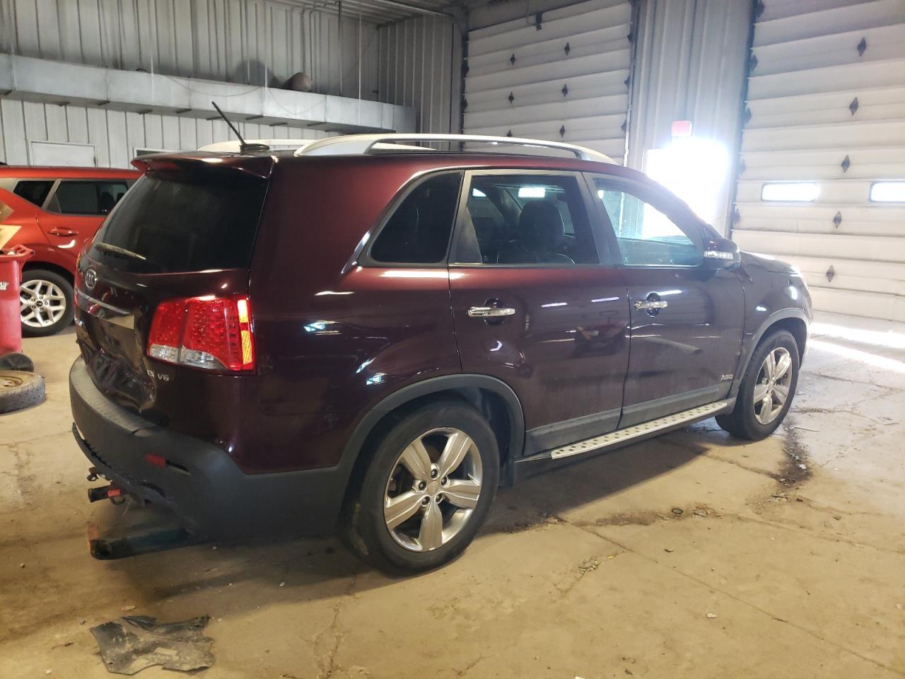 2012 KIA SORENTO EX - Image 3