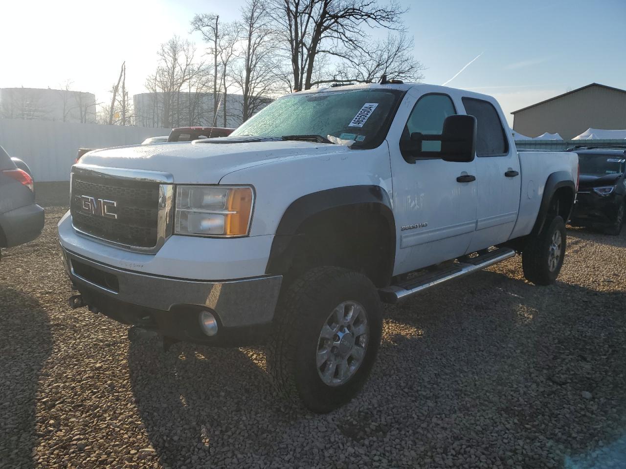 2011 GMC SIERRA K35 car image