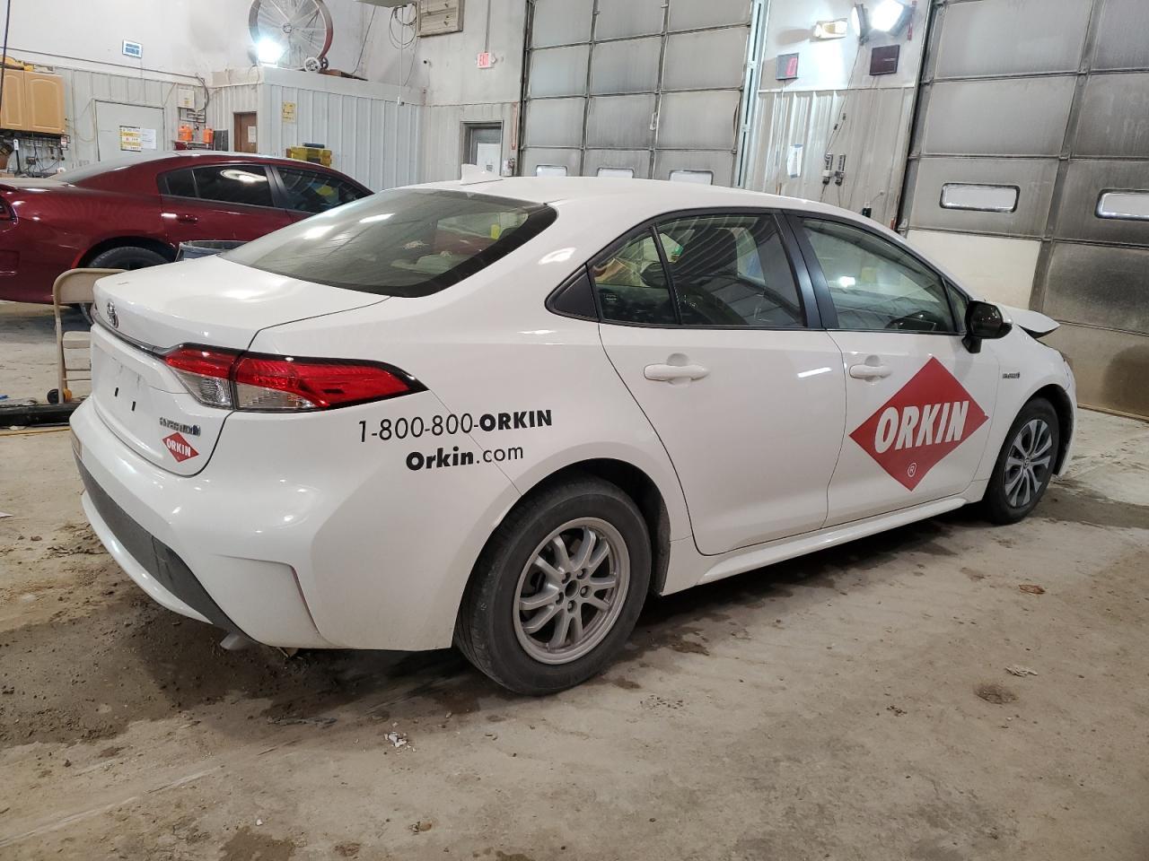 2021 TOYOTA COROLLA LE - Image 3