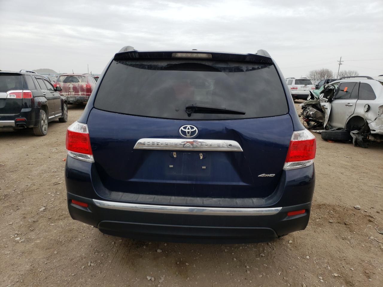 2011 TOYOTA HIGHLANDER - Фото 6