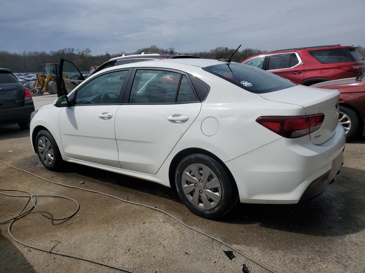 2020 KIA RIO LX - Фото 2