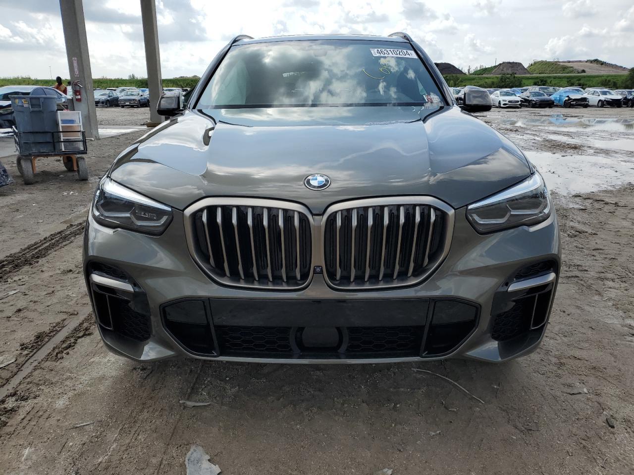 2022 BMW X5 M50I - Фото 5