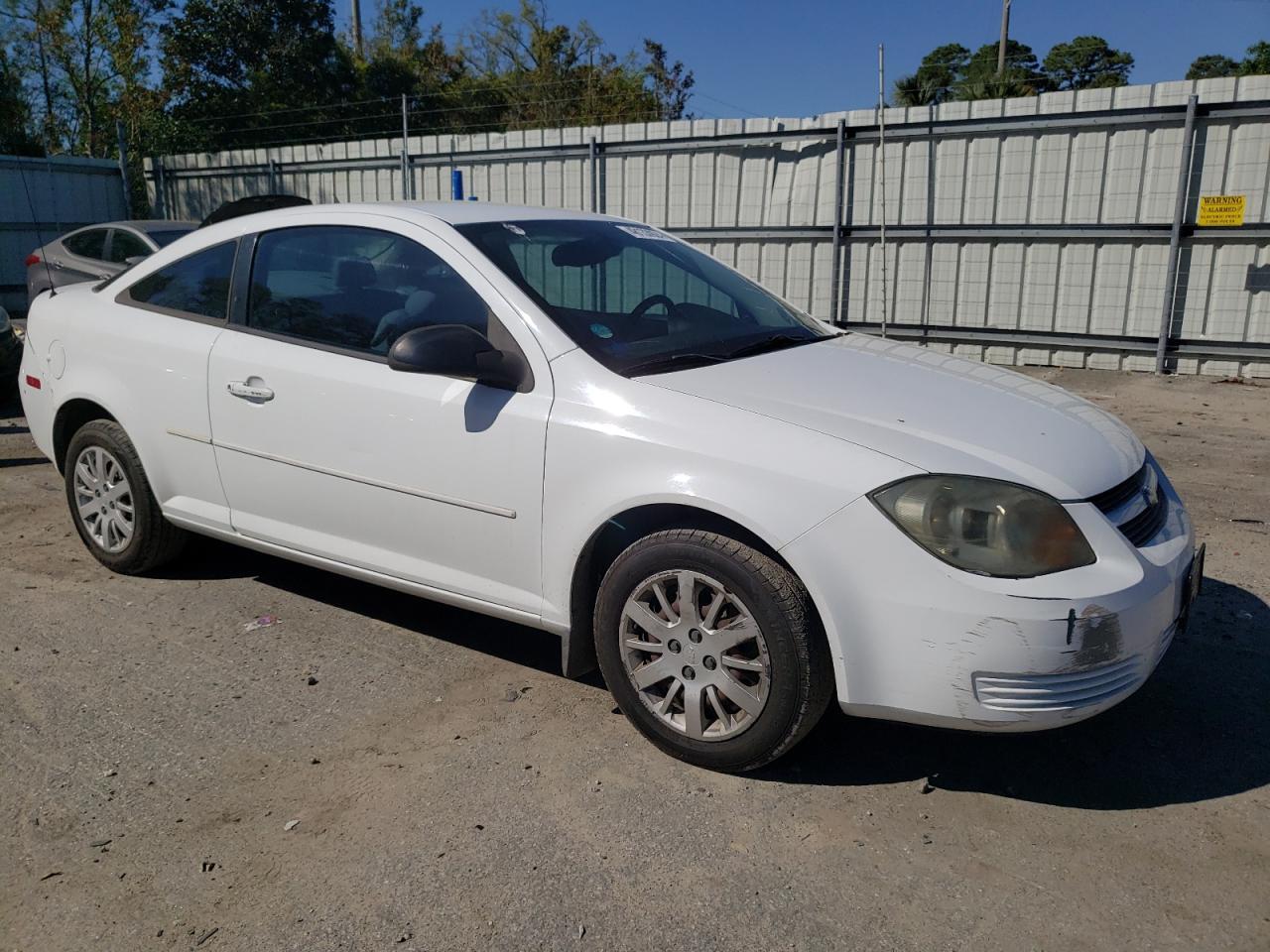 2010 CHEVROLET COBALT LS - Image 4
