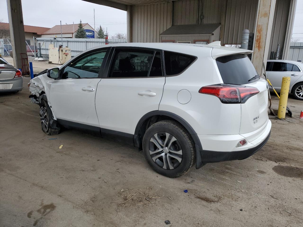 2018 TOYOTA RAV4 LE - Image 2