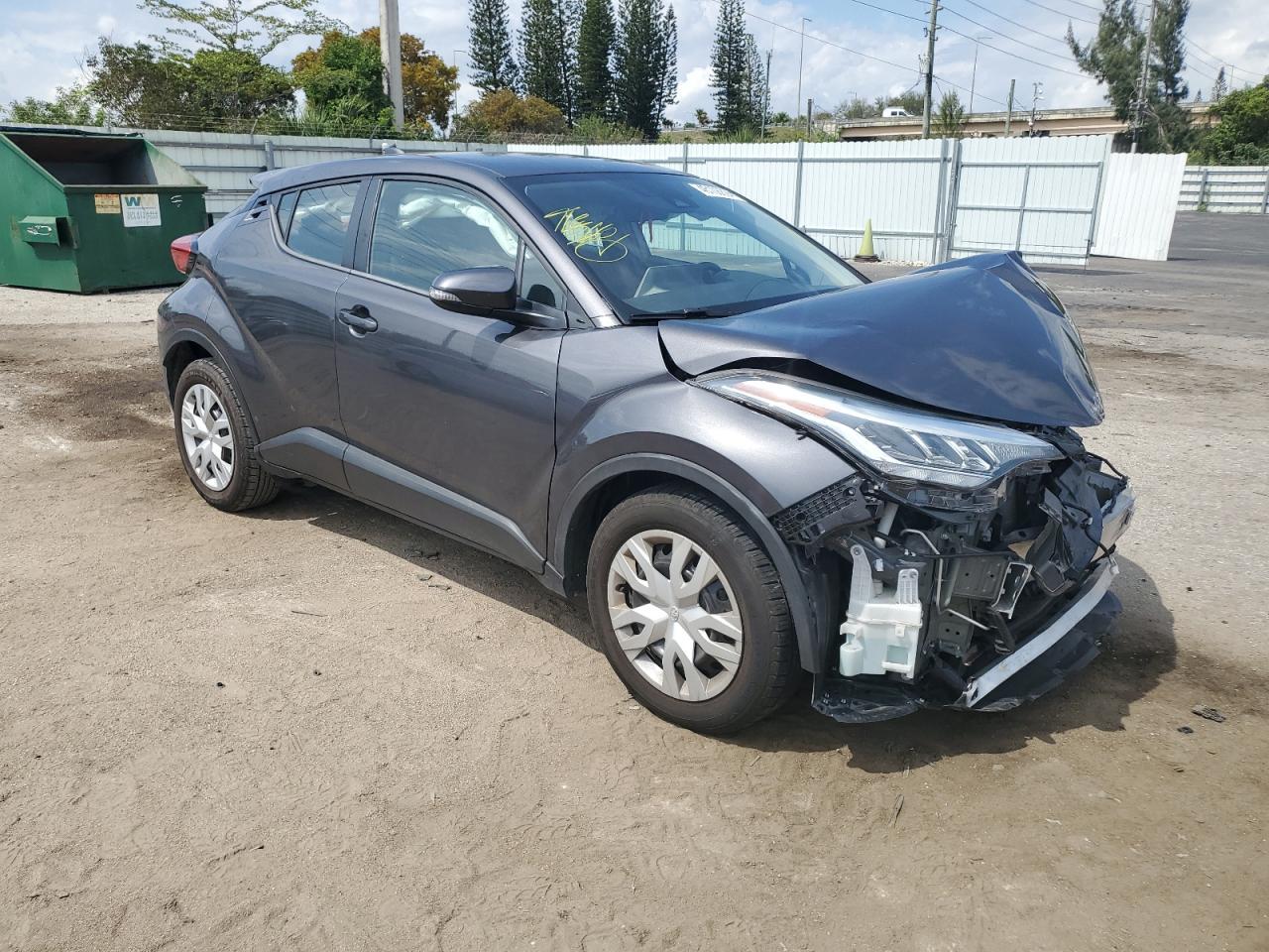 2021 TOYOTA C-HR XLE - Фото 4