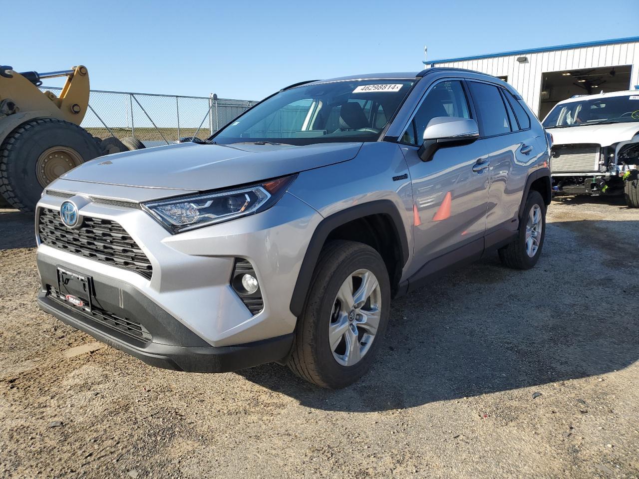 2021 TOYOTA RAV4 XLE car image