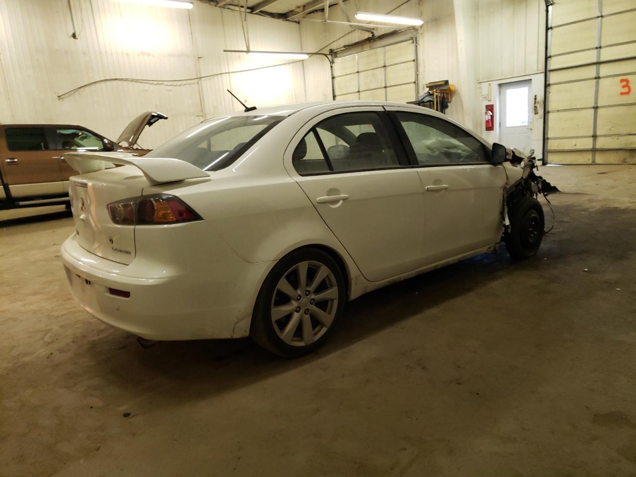 2015 MITSUBISHI LANCER GT - Image 3