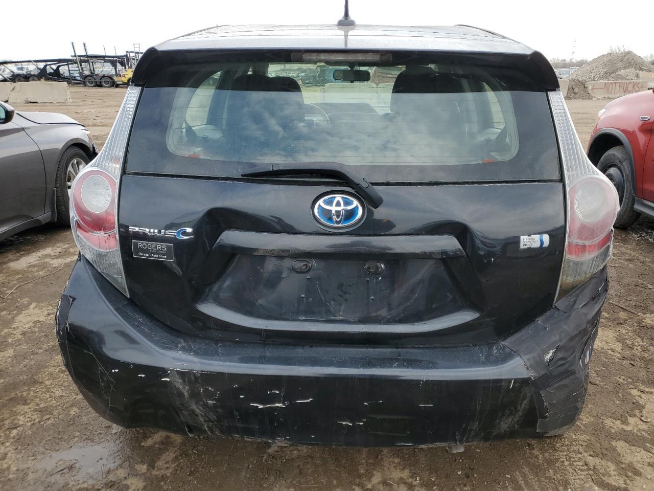 2013 TOYOTA PRIUS C - Фото 6