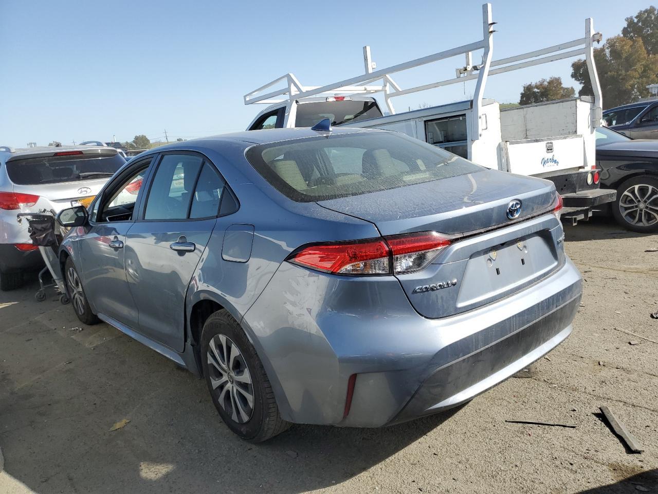 2022 TOYOTA COROLLA LE - Image 2