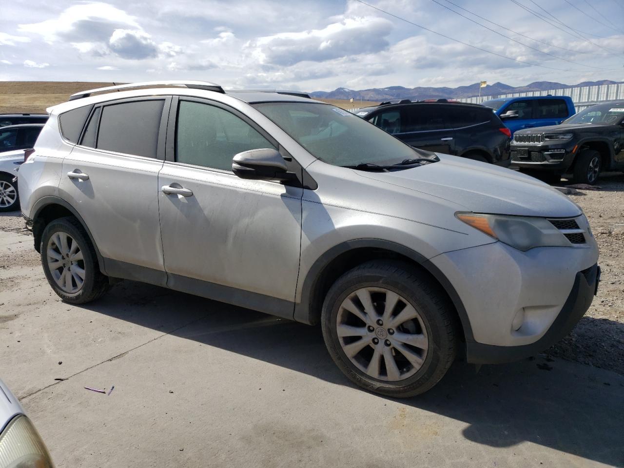 2015 TOYOTA RAV4 LIMIT - Фото 4