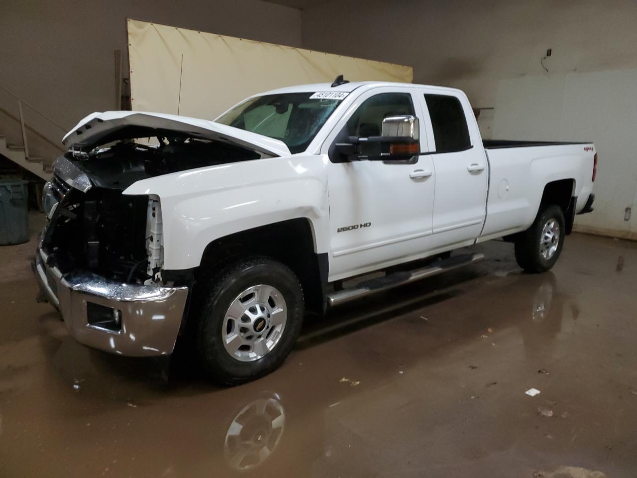 2015 CHEVROLET SILVERADO