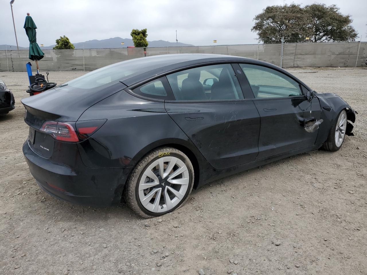 2022 TESLA MODEL 3 - Image 3