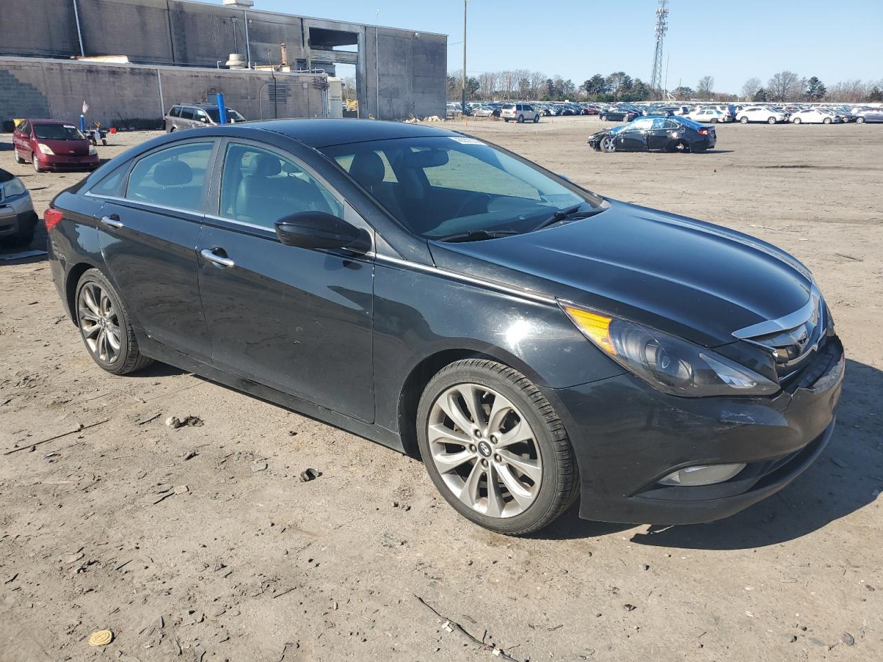 2011 HYUNDAI SONATA SE - Фото 4