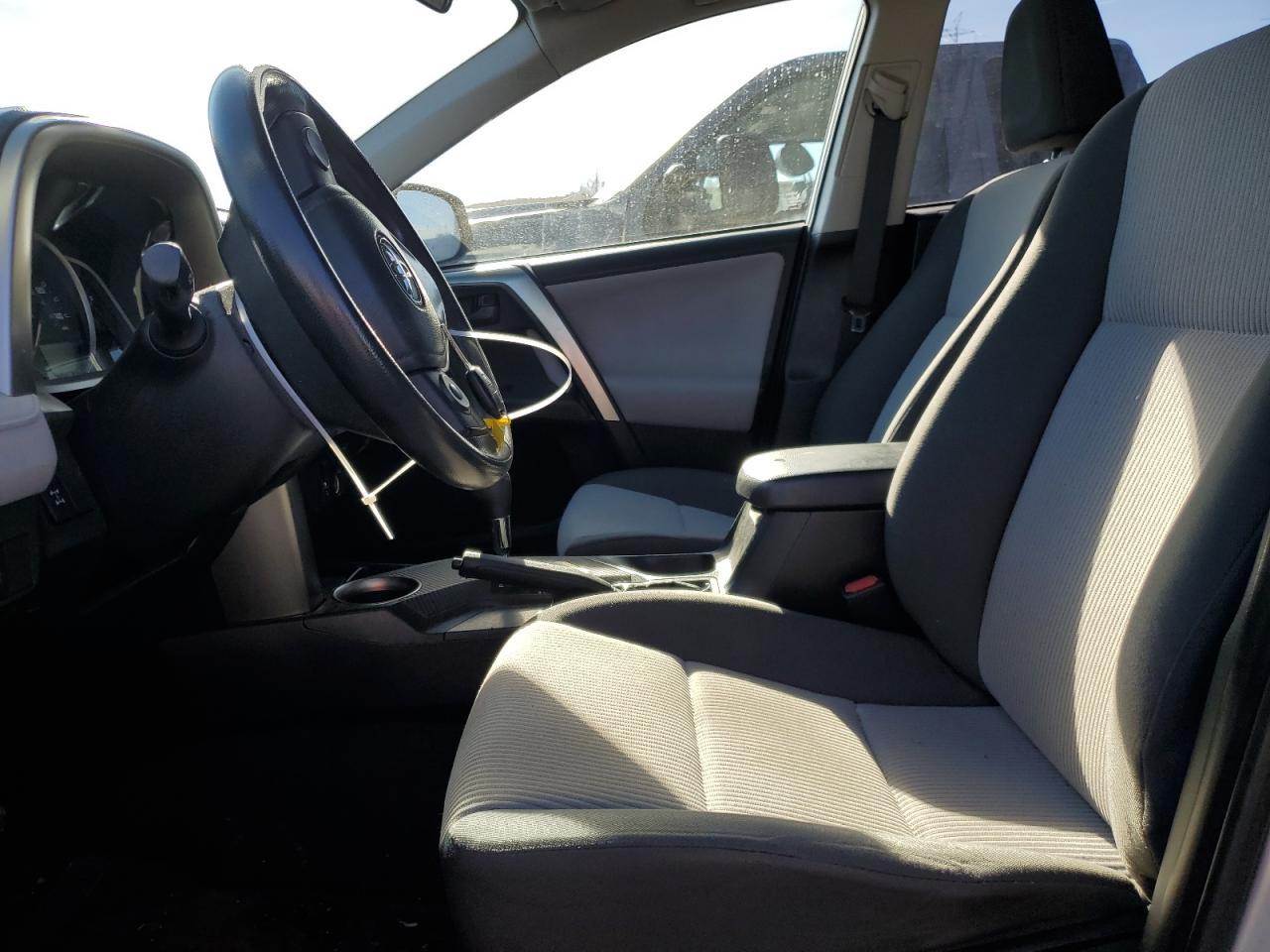 2015 TOYOTA RAV4 LE - Image 7