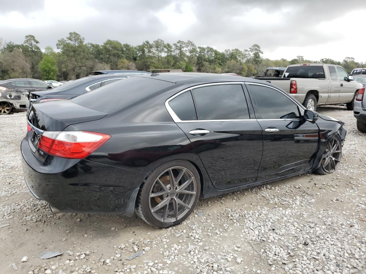 2015 HONDA ACCORD EXL - Image 3
