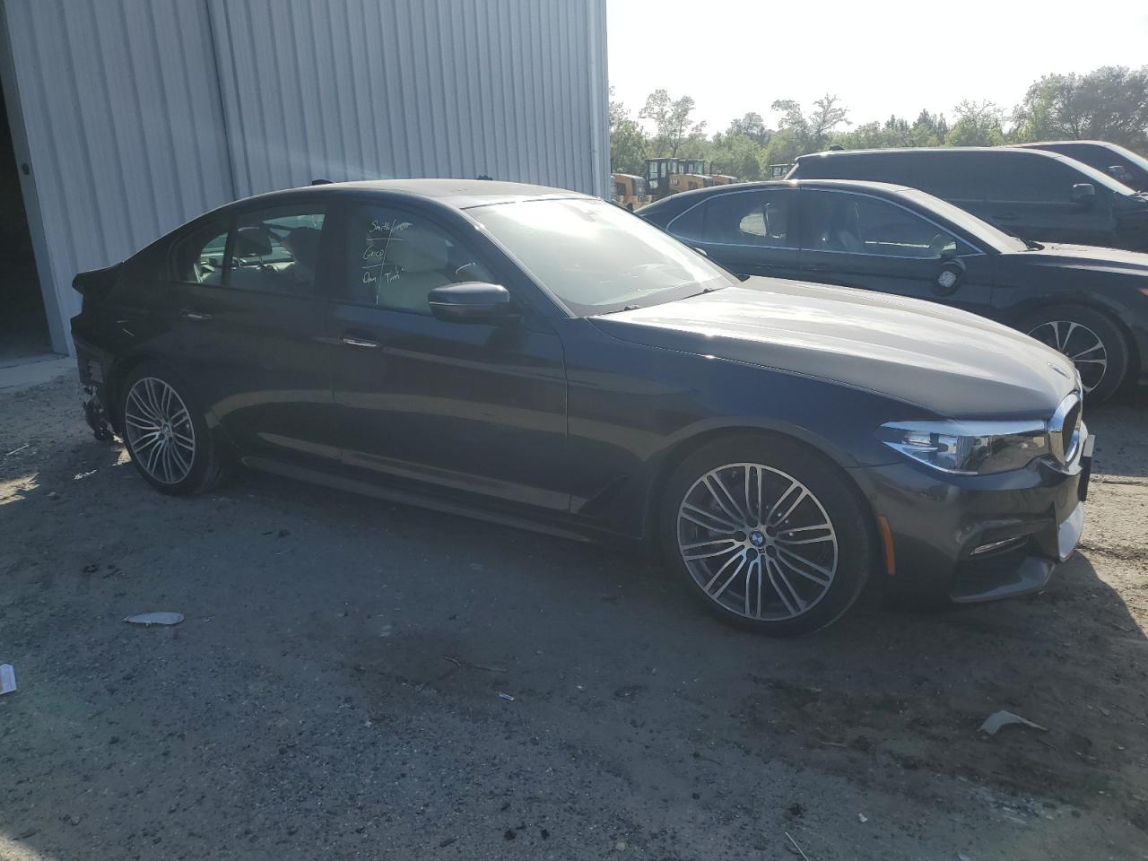 2018 BMW 530 XI - Фото 4