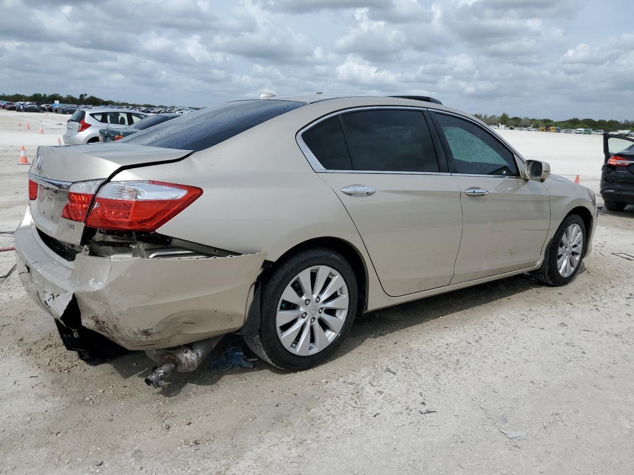 2015 HONDA ACCORD EXL - Image 3