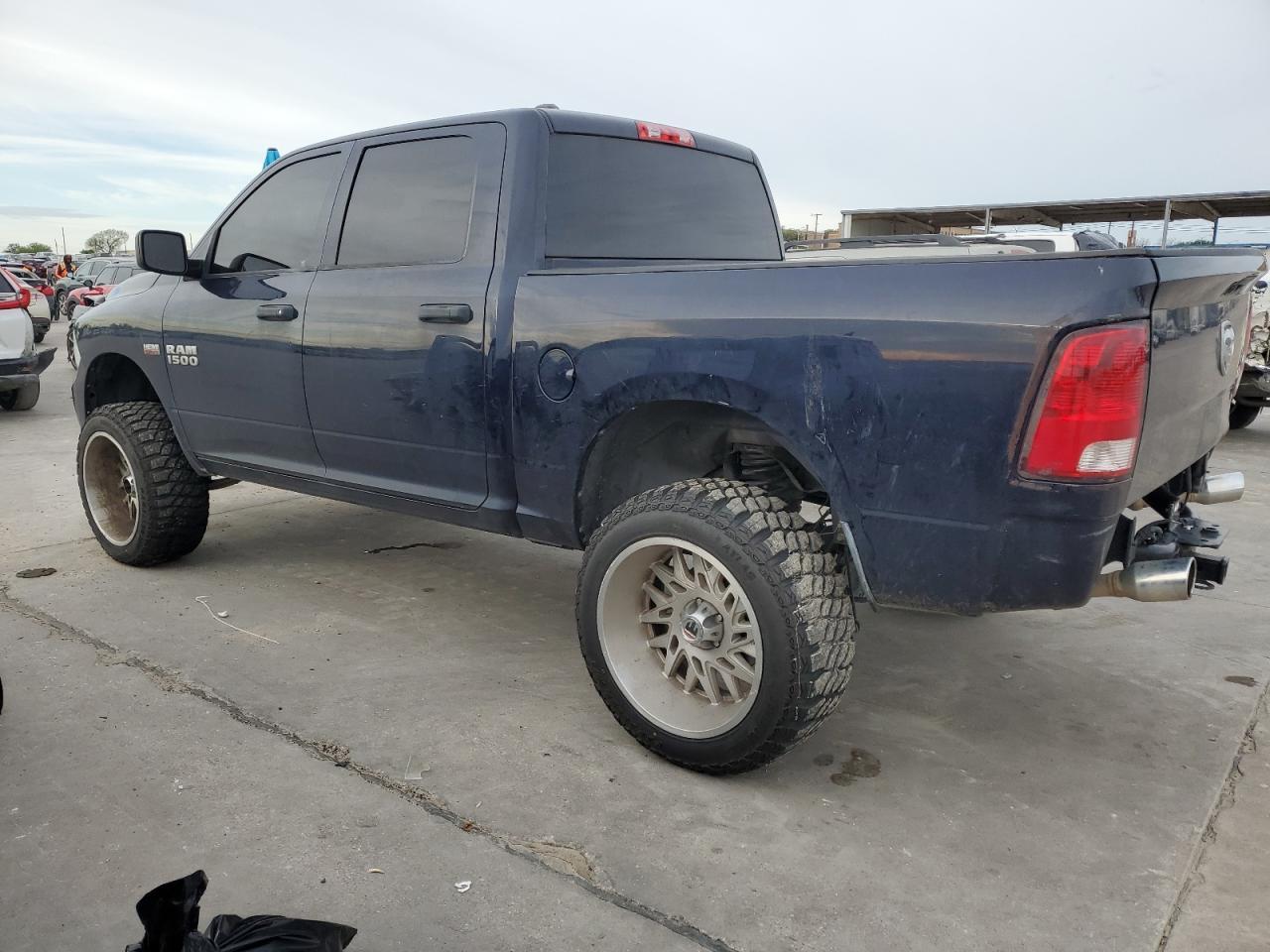 2015 RAM 1500 ST - Image 2