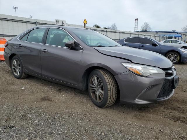 2015 Toyota Camry Le - Фото 4
