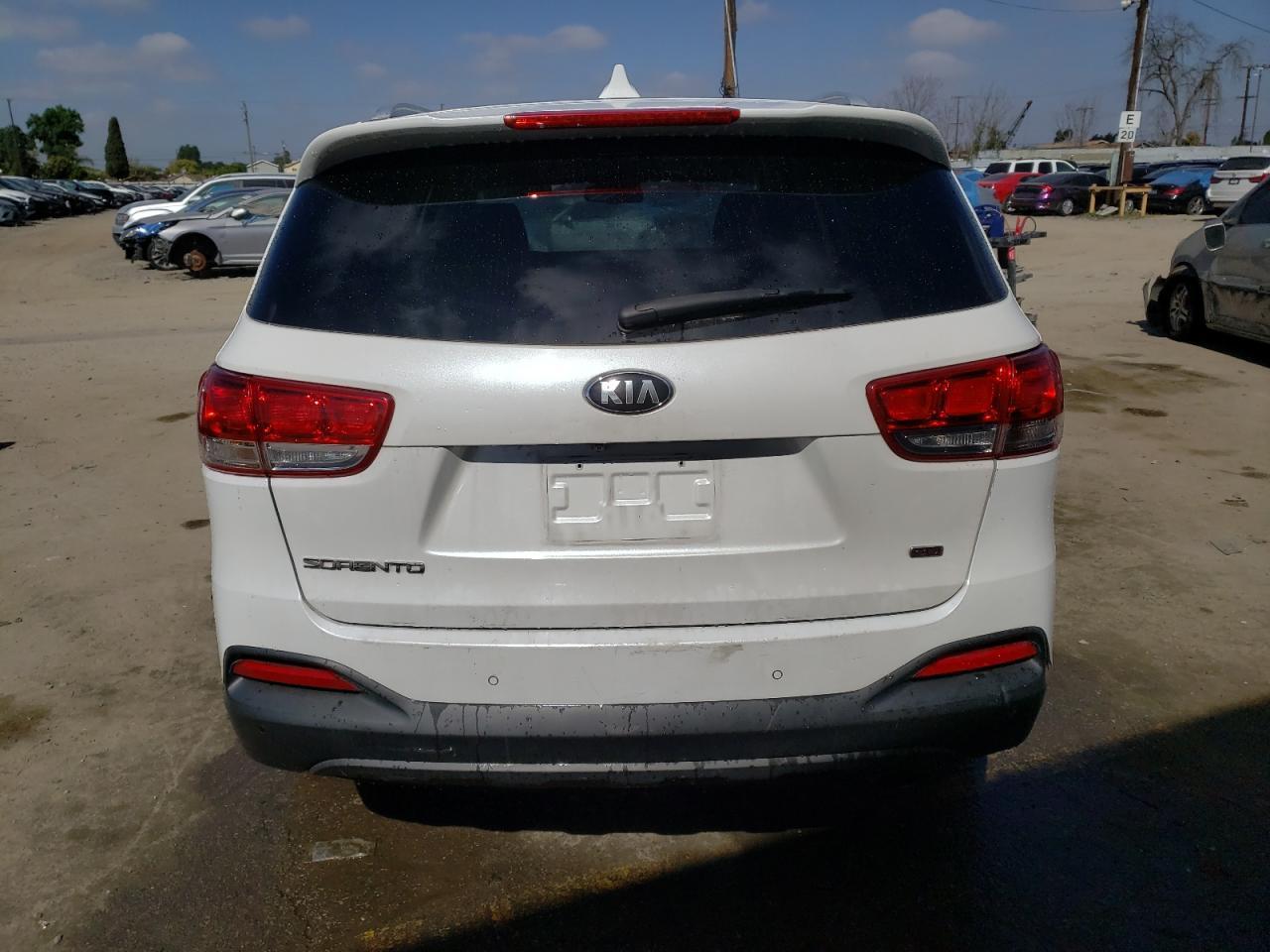 2016 KIA SORENTO LX - Image 6