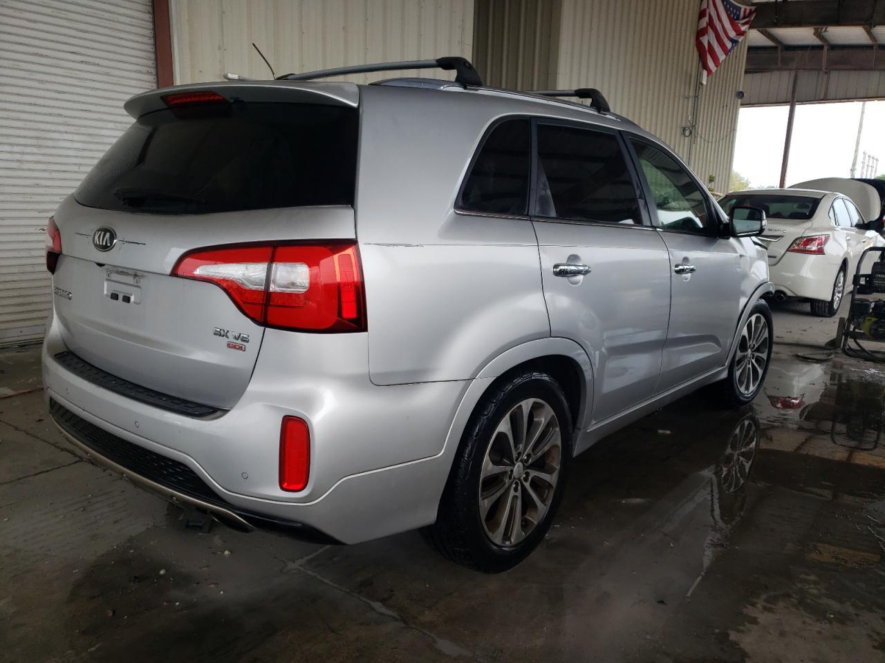 2015 KIA SORENTO SX - Image 3