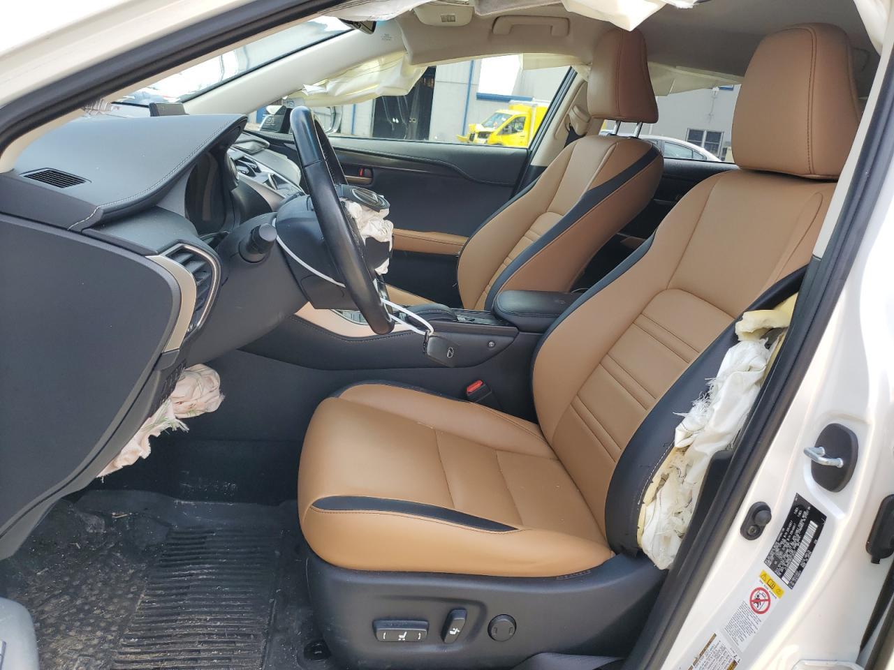 2017 LEXUS NX 200T BA - Фото 7