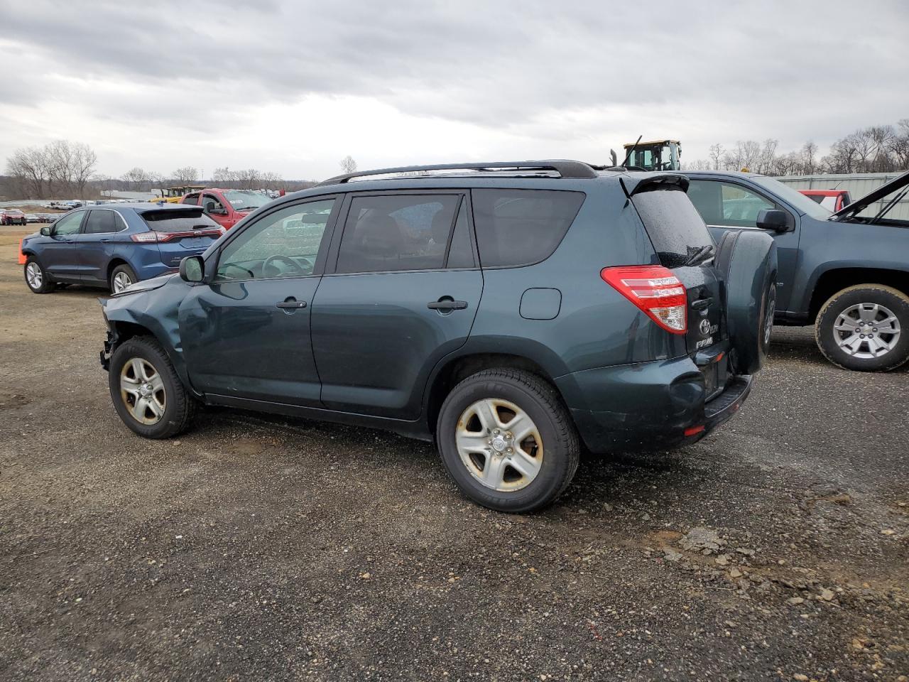 2011 TOYOTA RAV4 - Image 2