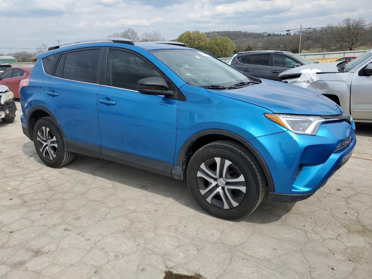 2016 TOYOTA RAV4 LE - Image 4