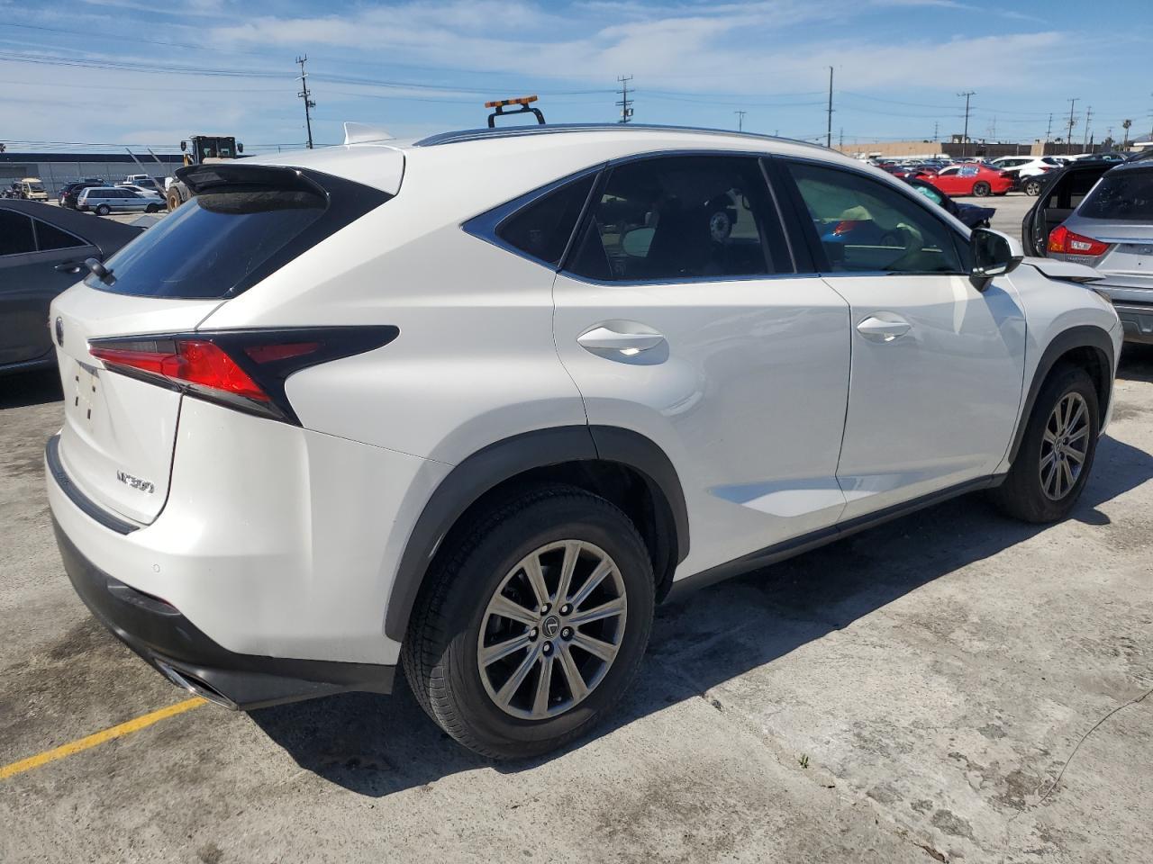 2019 LEXUS NX 300 BAS - Фото 3